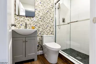 103 Vreeland Ave, Bloomingdale, NJ 07403 - Photo 11