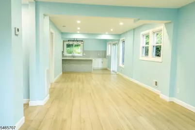 103 Vreeland Ave, Bloomingdale, NJ 07403 - Photo 3