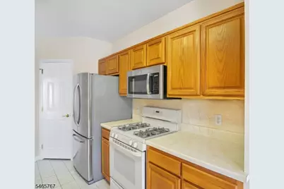 3203 Cleveland Ln, Rockaway Township, NJ 07866 - Photo 9