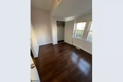 13 Garwood Pl, Irvington, NJ 07111 - Photo 23