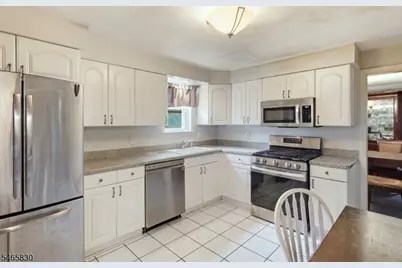 185 W Passaic Ave, Bloomfield, NJ 07003 - Photo 5