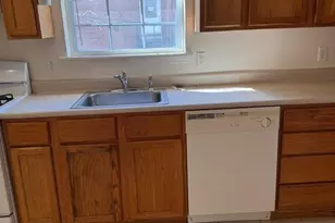 17 Parkway Dr, East Orange, NJ 07017 - Photo 7