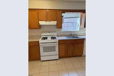 17 Parkway Dr #2, East Orange, NJ 07017 - Photo 5