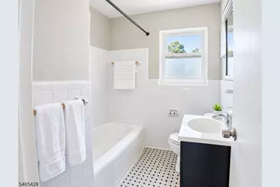 604 Chestnut St #G, Union Township, NJ 07083 - Photo 9
