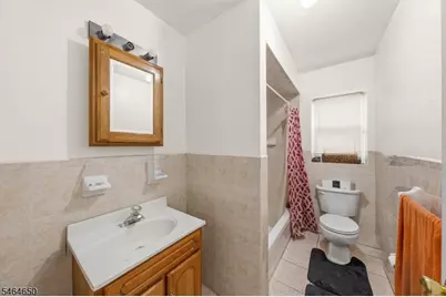 39 Wainwright St, Newark, NJ 07112 - Photo 7