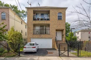 39 Wainwright St, Newark, NJ 07112 - Photo 1