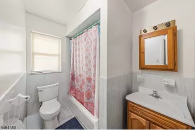 39 Wainwright St, Newark, NJ 07112 - Photo 17