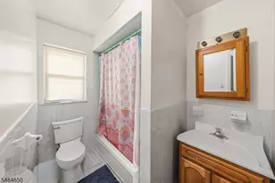 39 Wainwright St, Newark, NJ 07112 - Photo 17