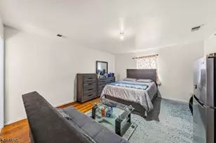 39 Wainwright St, Newark, NJ 07112 - Photo 13