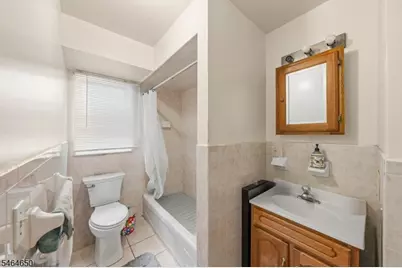 39 Wainwright St, Newark, NJ 07112 - Photo 27
