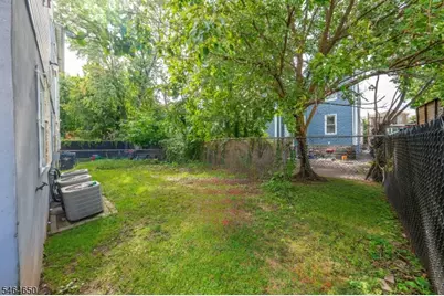 39 Wainwright St, Newark, NJ 07112 - Photo 29