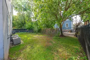 39 Wainwright St, Newark, NJ 07112 - Photo 29