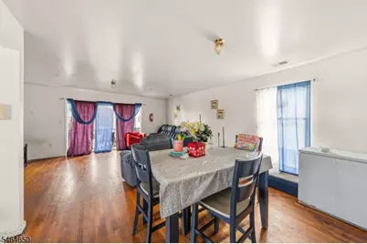 39 Wainwright St, Newark, NJ 07112 - Photo 9