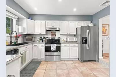 25 Espy Rd #B4, Caldwell Boro Twp., NJ 07006 - Photo 7