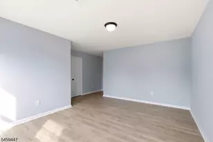 592 S 18th St, Newark, NJ 07103 - Photo 23