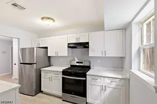 592 S 18th St, Newark, NJ 07103 - Photo 13