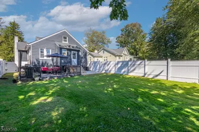191 Horseneck Rd, Fairfield, NJ 07004 - Photo 21