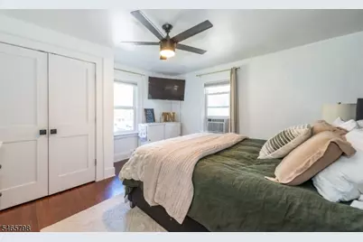 191 Horseneck Rd, Fairfield, NJ 07004 - Photo 13