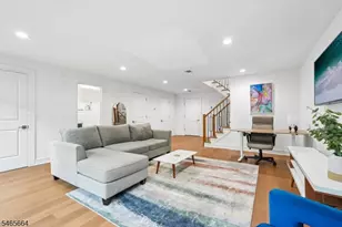 110 Mason Ct, Haworth, NJ 07641 - Photo 5