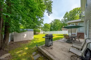 425 Adrianne Ct, Orange, NJ 07050 - Photo 25