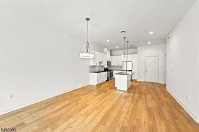 17 Hook Mt Rd #202, Montville Township, NJ 07058 - Photo 9