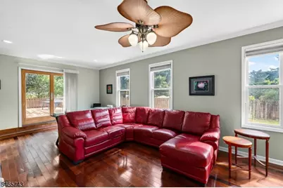 947 E Lincoln Ave, Piscataway Township, NJ 08854 - Photo 5