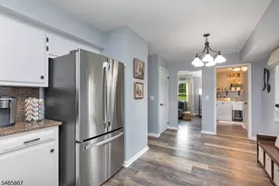 405 Bellwood Ave, Union Township, NJ 08802 - Photo 9