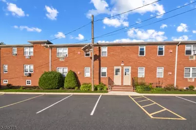 49 Knox Ter #2A, Wayne, NJ 07470 - Photo 1