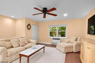 49 Knox Terrace, Wayne, NJ 07470 - Photo 3