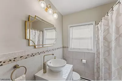 1975 Rutherford St, Rahway, NJ 07065 - Photo 15