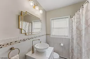 1975 Rutherford St, Rahway, NJ 07065 - Photo 15