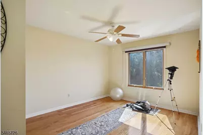 45 Mill Pond Rd, Woodland Park, NJ 07424 - Photo 29