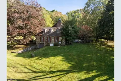 568 Waterloo Rd, Byram Township, NJ 07874 - Photo 39