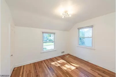 19 Alexander Ave, Bloomfield, NJ 07003 - Photo 5