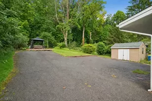 41 Hillcrest Rd, Warren Township, NJ 07059 - Photo 21