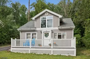 41 Hillcrest Rd, Warren Township, NJ 07059 - Photo 1