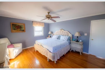 4 Charles Ct, Edison Twp., NJ 08820 - Photo 15