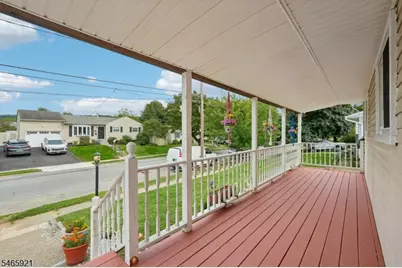 25 Lawrence Dr, Hackettstown, NJ 07840 - Photo 3