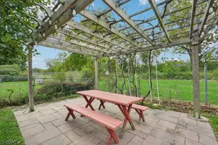 25 Lawrence Dr, Hackettstown, NJ 07840 - Photo 19