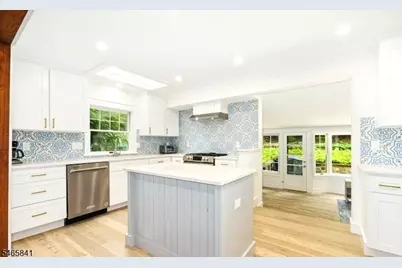 275 E Shore Trl, Sparta Township, NJ 07871 - Photo 9