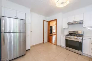 374 Park St, Montclair, NJ 07043 - Photo 11