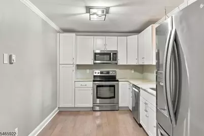 21 Woodland Trl, Vernon Twp., NJ 07419 - Photo 5