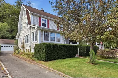 4 Denman Pl, Summit, NJ 07901 - Photo 3