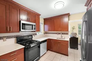 56 Whitehead Rd, Bridgewater, NJ 08807 - Photo 3