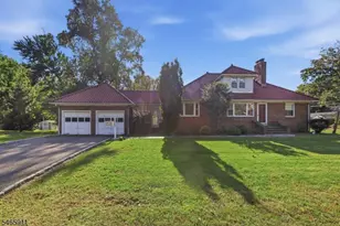 127 Warrenville Rd, Green Brook Township, NJ 08812 - Photo 1