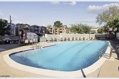 7100 Boulevard E #2L, Guttenberg, NJ 07093 - Photo 9
