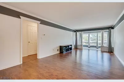 17 Sunrise Dr, Long Hill Township, NJ 07933 - Photo 7