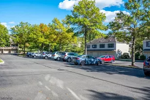 17 Sunrise Dr, Long Hill Township, NJ 07933 - Photo 27