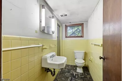 505 Long Hill Rd, Long Hill Township, NJ 07933 - Photo 27