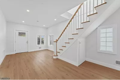 95 Rutherford Pl, North Arlington, NJ 07031 - Photo 9